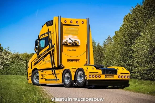 Airbrush op Volvo torpedo