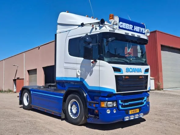 Scania R520 in bedrijfskleuren